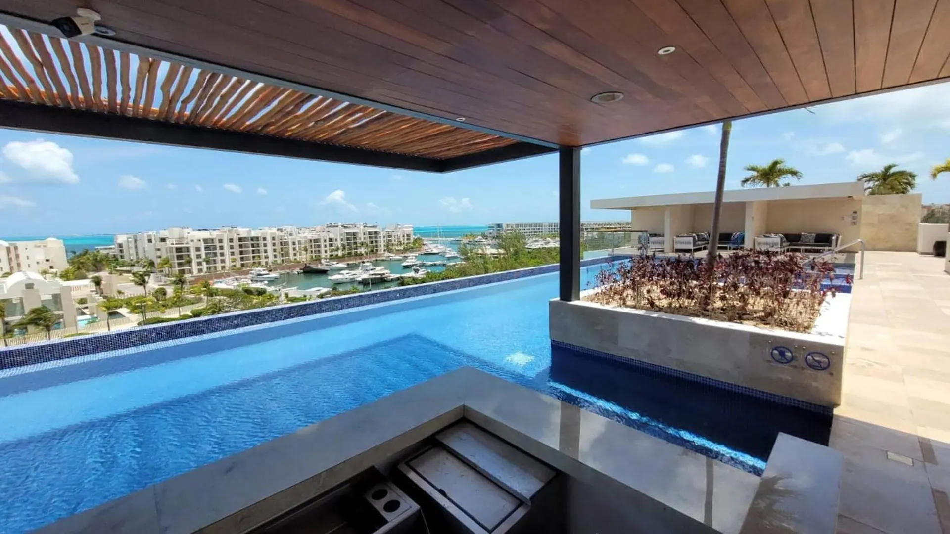 La Amada Luxury Beach Front Cancun Condo