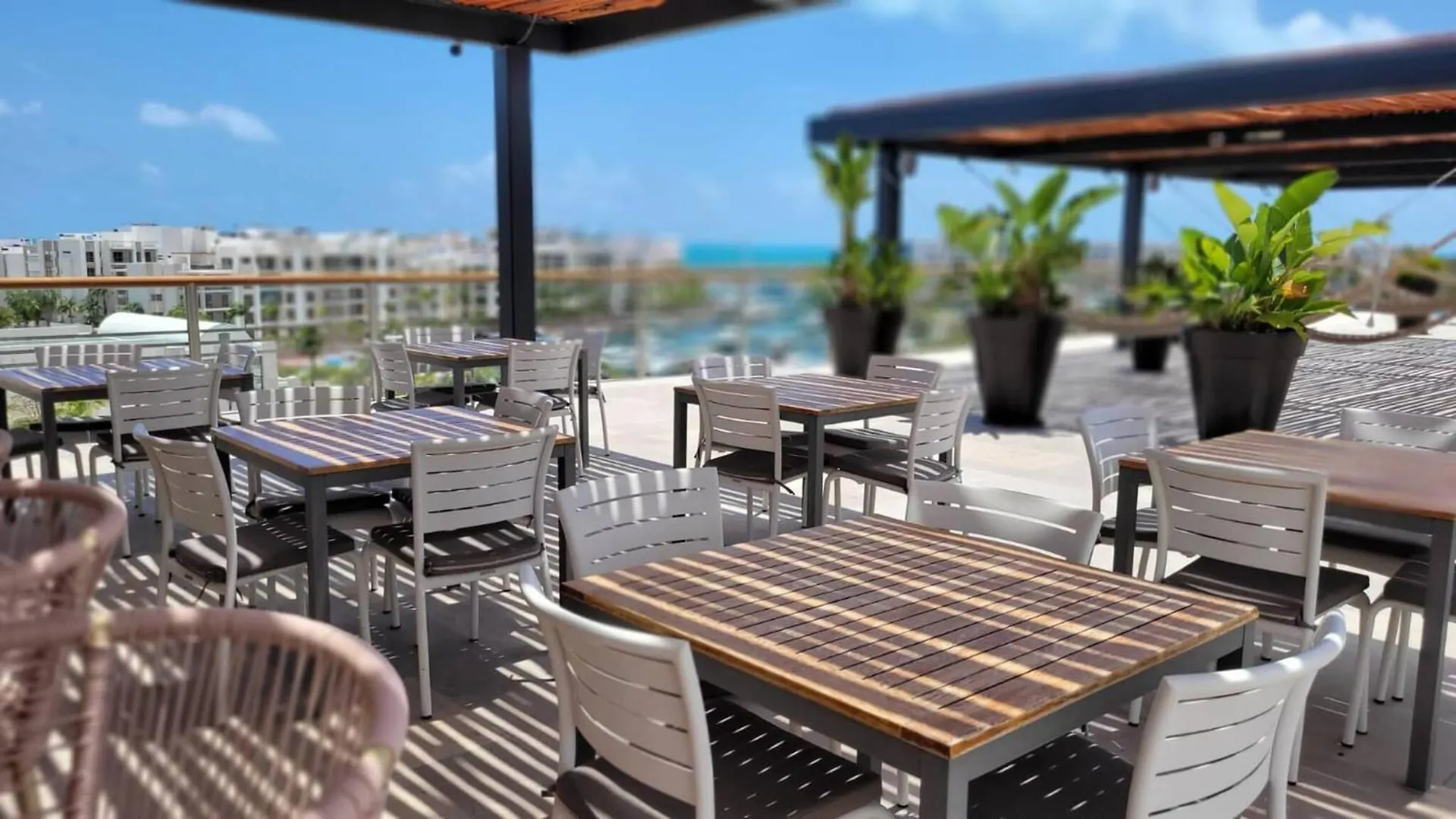 Apartment La Amada Luxury Beach Front Cancun Condo