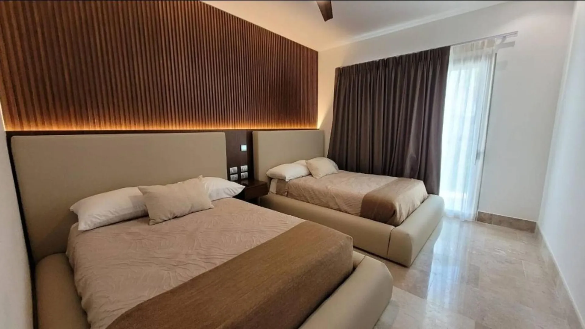 Apartment La Amada Luxury Beach Front Cancun Condo