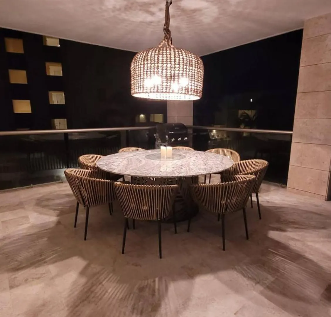 La Amada Luxury Beach Front Cancun Condo 0*,