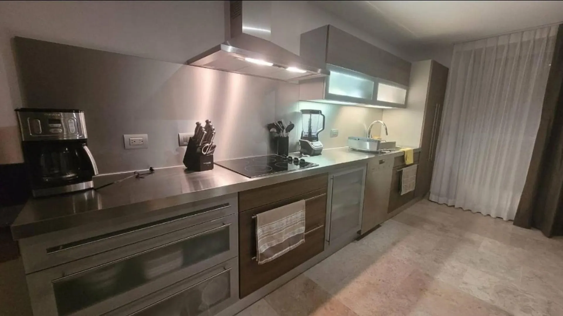 La Amada Luxury Beach Front Cancun Condo Apartment