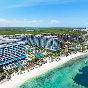 Mousai Cancun